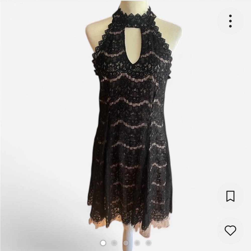 Francesca’s Black Lace Halter Mini w/ Keyhole Size L